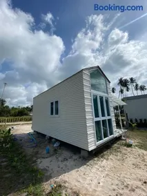 Beach Access Tiny House 06 - Lipa Noi Beach - Image 2