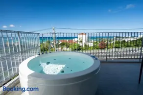 Emerald Ocean Villa - Image 3