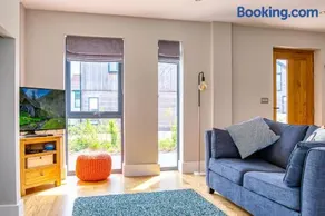 Luxury property with access into Spa on a nature reserve Beaumont Village 5 BV05 - Image 4