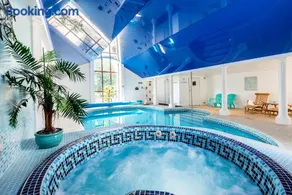 Smugglers Cottage converted Barn with Pool & Jacuzzi NR Lyme Regis - Image 1