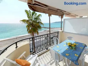 Superbe 3P en bord de mer avec terrasse et garage à Menton - Image 2
