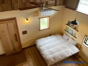 自然素材でリノベした木の香り漂う貸切宿｜藤野民宿（Fujino Guest House） - Image 2