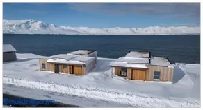Design House Bakkabud in Grenivík - Waterfront with Outdoor Hot Tub - by Nollur - Image 1