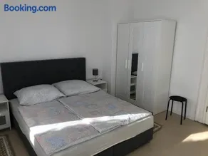 Apartment in EG Schaupenstiel - Image 1