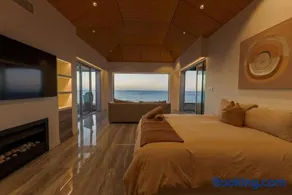 Ocean View Villa with Pool Spa & Cinema - Image 2