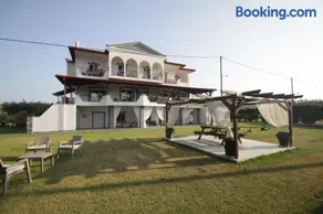 Zephyros Resort 1 - Image 4