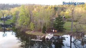 Berkshire Lake Lodge - Image 4