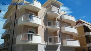 L'ATTICO Bed & Breakfast - Image 1