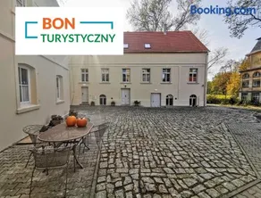 Pałac i Folwark Brzeźnica - Image 1