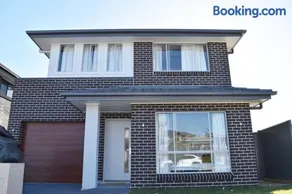 Elegant & Convenient New House at Leppington - Image 2