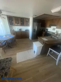 Spacious Four Bedroom Glendale Home with Pool Near Westgate Stadium - Image 3
