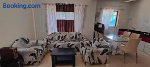 Gold Villa - Image 1