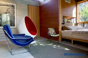 Suite Shed, Unique accessible private guest suite in Launceston - Image 2