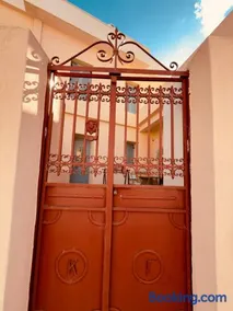 Halki Residence - Tower View, Top Floor - Image 2
