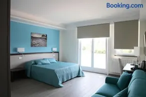 Sud Est Guest House - Image 1