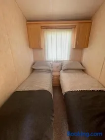 6 Berth Caravan Skegness Highfields and the Haven - Image 4
