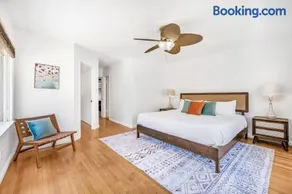 2BR-2 mins to Ocean-Sleeps 8-Pets - Image 3