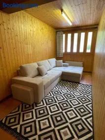 Cosy Alpine Chalet Near MorzineAvoriaz Sleeps 6 - Image 4