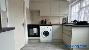 Coolfin House - 3 bed Near Excel & Custom House St - Image 4