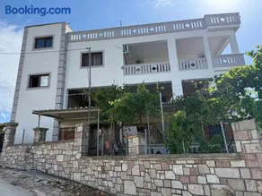 BerdHill Rooms, Sarandë - Image 2