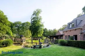 Londons Cottage - Image 3