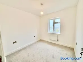 The Kent Lux Haven - Image 5