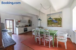 BeneStar Guesthouse - Image 1