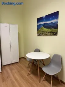 Batorego Lovely Rooms - Image 1