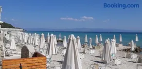 Joanna's Seaside Villa - Image 2