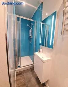 Brand New Private Annex Guest Suite - Image 4