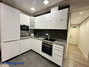 Encantador apartamento en el CENTRO de Bilbao con PARKING opcional - Image 3