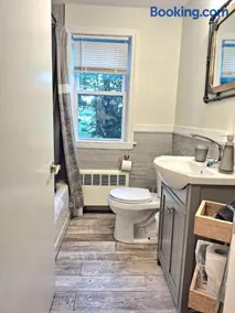 5•Star Fave CapeCodStyle Gem with Bedroom on Main - Image 5