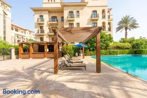 Stylish 1BR - Grand Royale Luxe Escape - Image 5