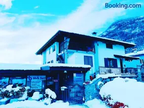 Casa Vacanza DELLE OROBIE - Image 2