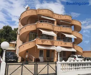 Apartments Montenegrina - Image 1