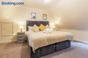Hillbrook House- Apartment 8 - Image 1