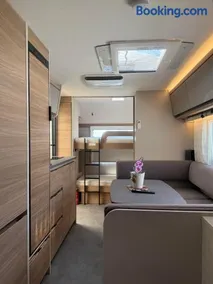 HellOVE Premium Air-C Caravans Nowe Klimatyzowane Przyczepy - Kite & Wind, Półwysep Helski - Image 4