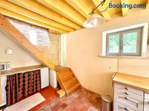 Sweet Pea Cottage - Image 2