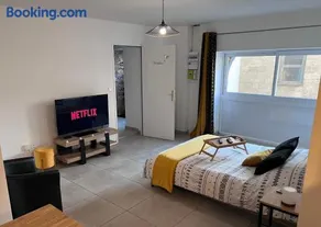 Studio Glamour avec espace balnéo privé - Image 2