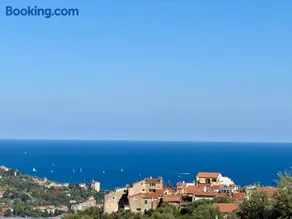 HOST4U IMPERIA - ex Archbishop's House with Beautiful Terrace - Image 1