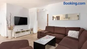 Villa mit Grill, Terrasse und privatem Pool | Haustiere erlaubt - Image 3