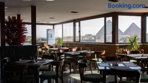 Luxury Delta Hotel - Image 1