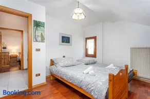 GuestHost - Penthouse Central apartments vista Monte Priesnig - Image 4