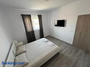 Luca House - Image 4