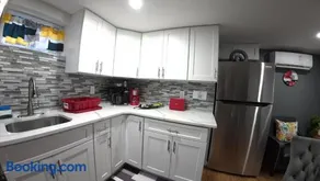 Cozy Private Two Bedroom Basement Apartment - Image 2