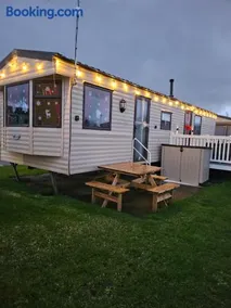 Jones caravan hire fir tree lyons robinhood rhyl - Image 4