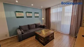 Stadtblick Annaberg Große Fewo Peter für 5 Personen mit Balkon 5OG modern und gemütlich - Image 2