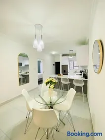 Pure Bliss Ocean Apartment - Image 5