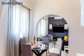 Antiopi's Vacation House - Image 1