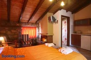 Eleni's Guesthouse - Image 1